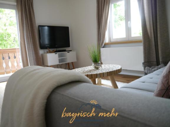 Ihre Ferienwohnung Bayrisch Mehr... เกอชตัดท์ อัม คิมซี ห้อง รูปภาพ